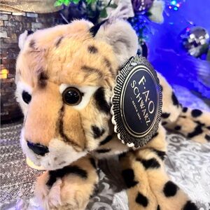 FAO Schwarz Cuddly Leopard Plush